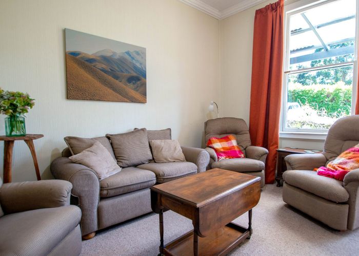  at 8 Lismore Street, Lawrence