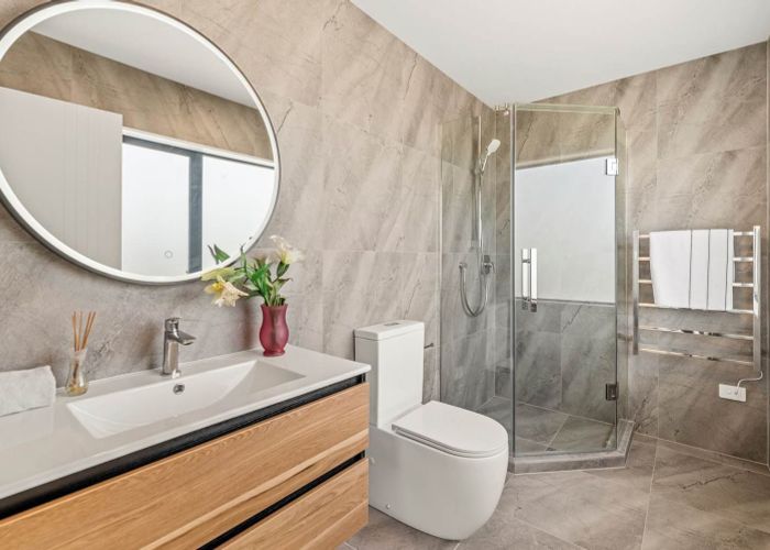  at 12B Angelo Avenue, Howick, Manukau City, Auckland