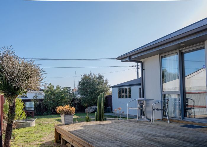  at 32 Vancouver Crescent, Wainoni, Christchurch City, Canterbury