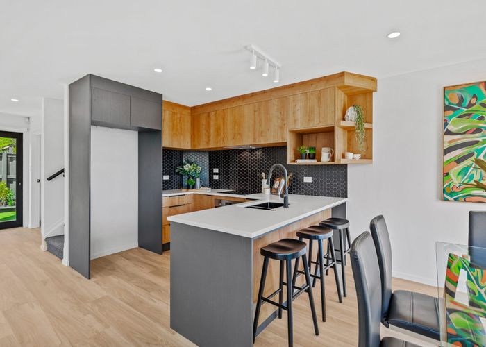  at 13 Fairdale Place, Birkdale, North Shore City, Auckland
