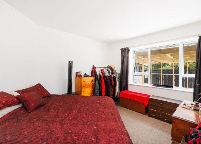  at 16 Thomson Street, West End, Palmerston North, Manawatu / Whanganui