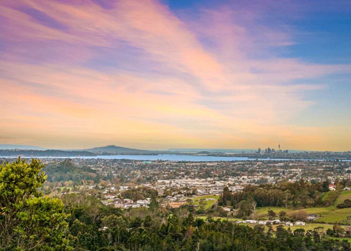  at 1144 Scenic Drive North, Swanson, Waitakere City, Auckland