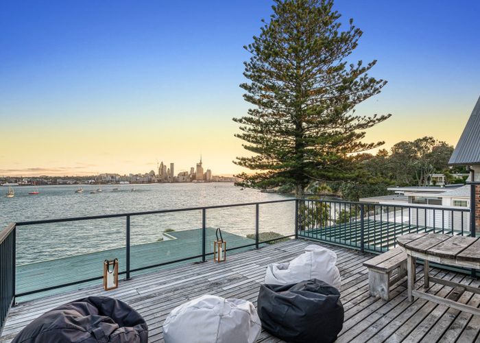  at 5 Stanley Point Road, Stanley Point, Devonport, North Shore City, Auckland