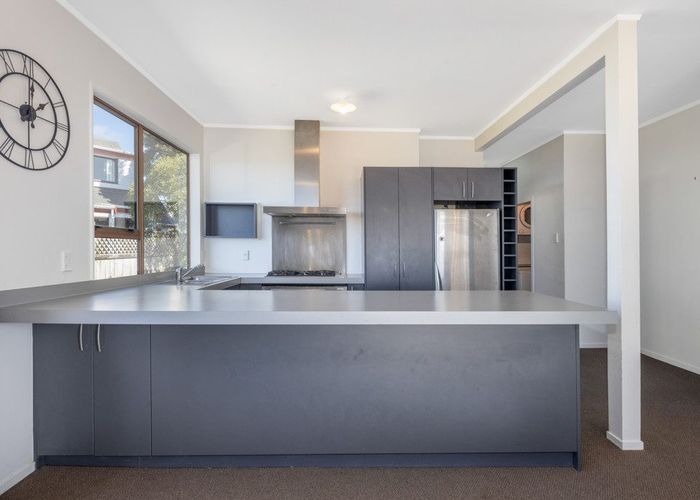  at 18 Virginia Grove, Brooklyn, Wellington