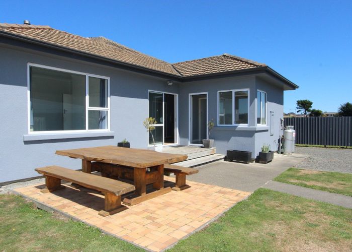  at 86 Enniskillen Street, Clifton, Invercargill