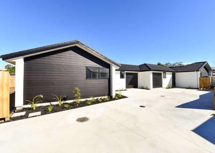  at 7 Emma Place, Pukete, Hamilton