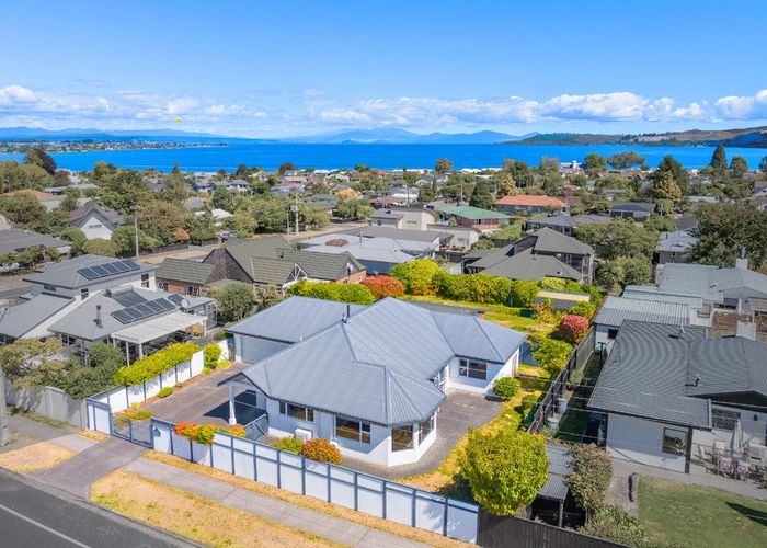  at 17 Mere Road, Town Centre, Taupo, Waikato