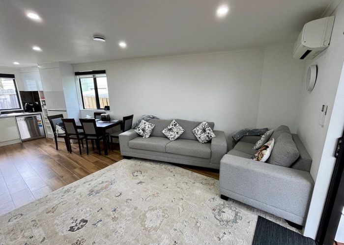  at 1D Ohira Place, Henderson, Waitakere City, Auckland