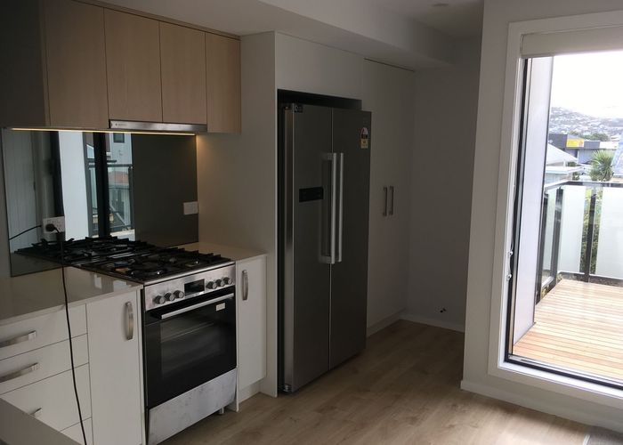  at 101 Rongotai Road, Kilbirnie, Wellington