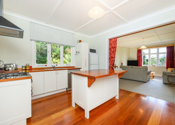  at 38 Manson Street, Terrace End, Palmerston North, Manawatu / Whanganui