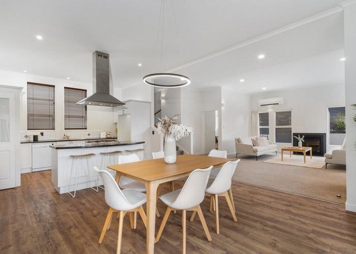  at 5 Stoddart Lane, Cashmere, Christchurch