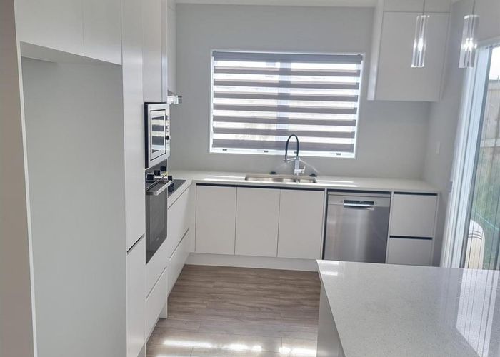  at 1 Addison Street, Blockhouse Bay, Auckland