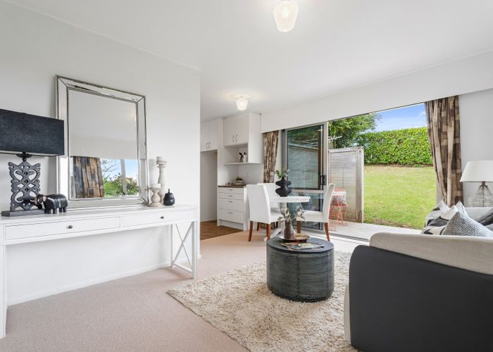  at 1/1546 Dominion Road Extension, Mount Roskill, Auckland City, Auckland