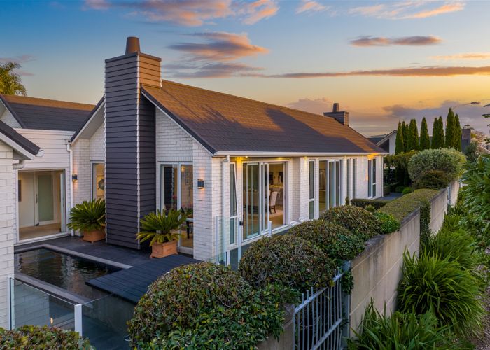  at 3 Featherstone Drive, Flagstaff, Hamilton