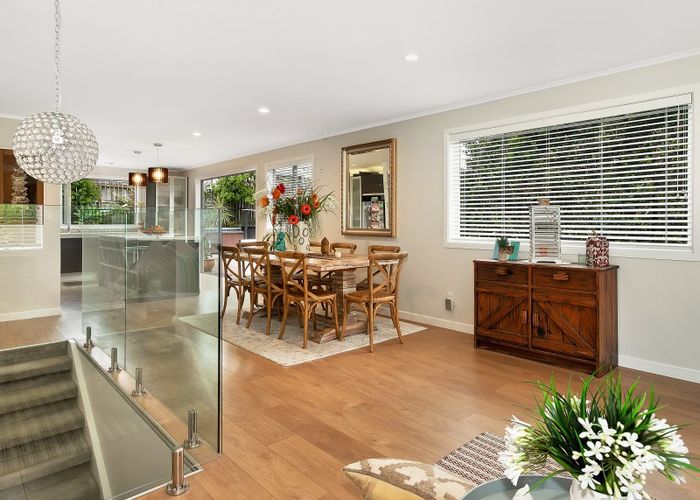  at 250 Meola Road, Point Chevalier, Auckland