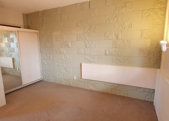  at 2/43 Woodward Road, Mount Albert, Auckland City, Auckland