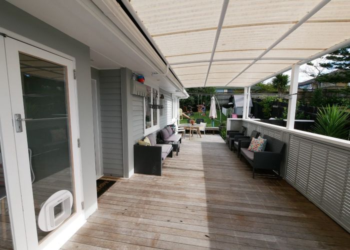  at 2/71 Gardner Avenue, New Lynn, Waitakere City, Auckland