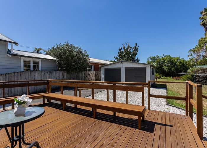  at 4 Kiwitea Street, Sandringham, Auckland