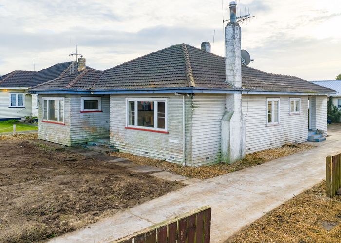  at 15 Fifth Avenue, Enderley, Hamilton, Waikato