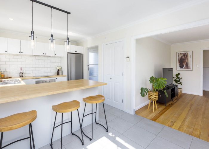  at 16 Thackeray Street, Trentham, Upper Hutt