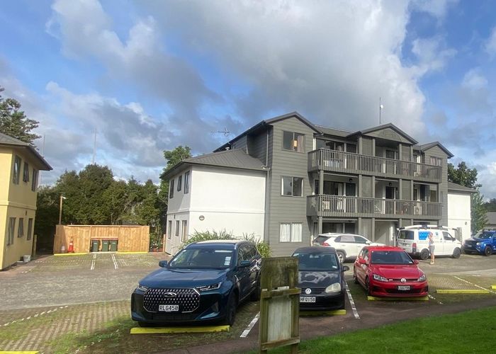  at 27/418 Albany Highway, Albany, North Shore City, Auckland