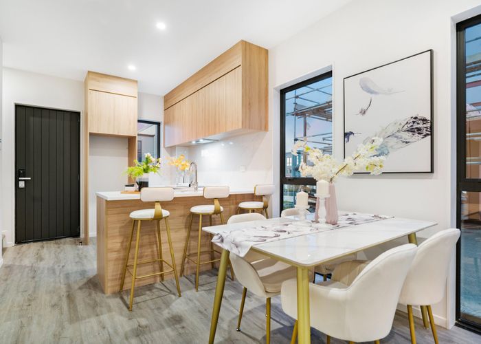  at 111/241 Flat Bush School Road, Flat Bush, Manukau City, Auckland