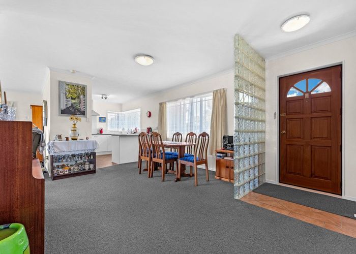  at 4 Hawkley Close, Flat Bush, Auckland