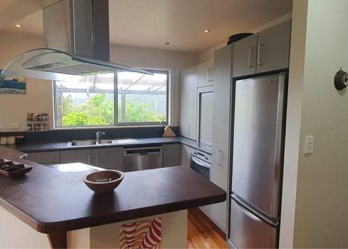  at 17 Wattle Grove, Maungaraki, Lower Hutt, Wellington