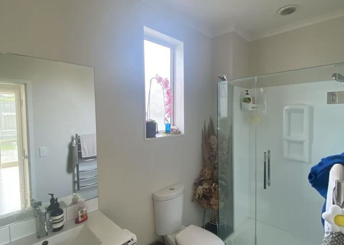  at 20 Caldera Drive, Long Bay, North Shore City, Auckland