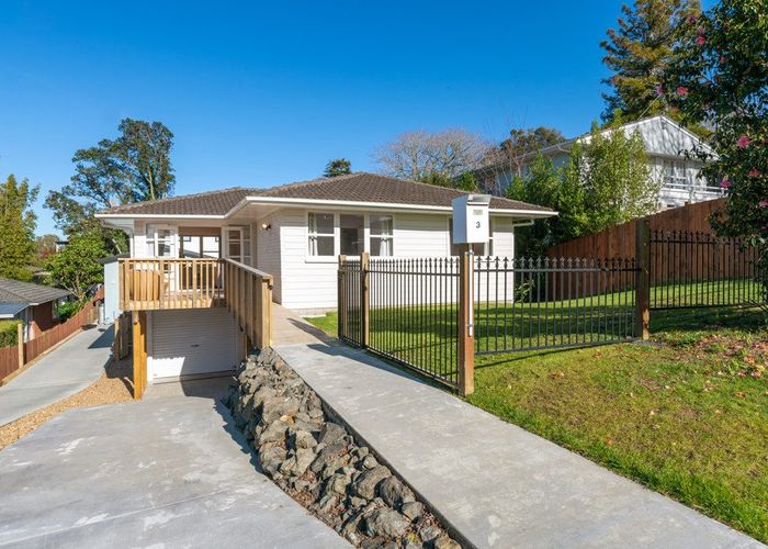  at 3 Gladys Avenue, Glenfield, North Shore City, Auckland
