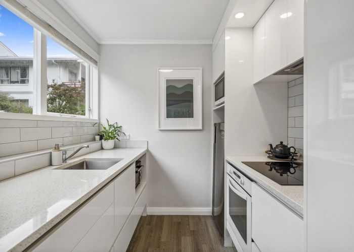  at 4/76 Waipapa Road, Hataitai, Wellington