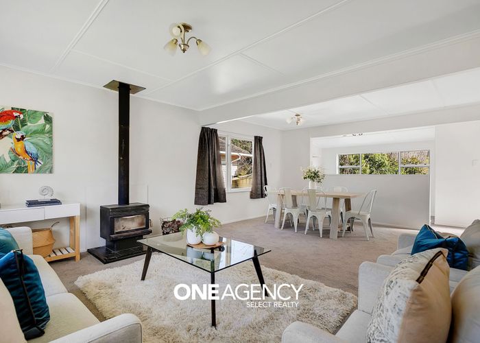  at 90 Wood Street, Wainuiomata, Lower Hutt