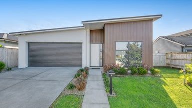  at 4 Taikura Avenue, Red Beach, Red Beach