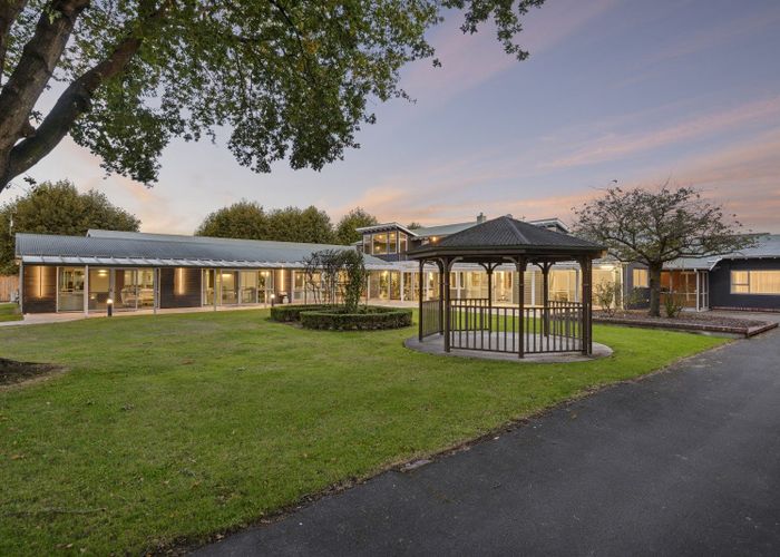  at 280 Queen Elizabeth II Drive, Mairehau, Christchurch
