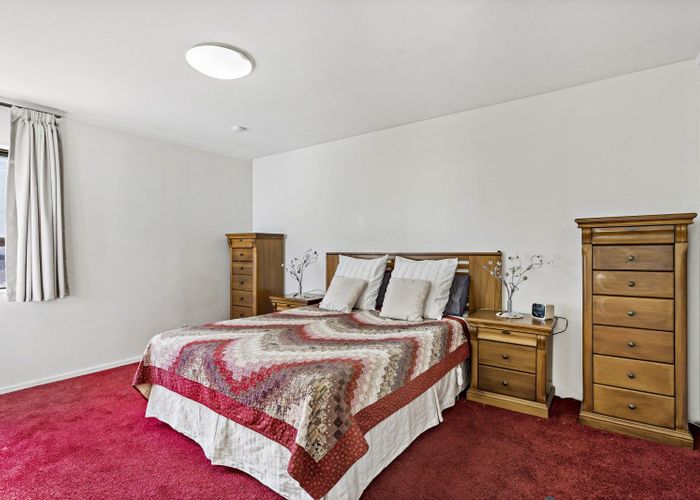  at 2/61 Sierra Street, Glendowie, Auckland