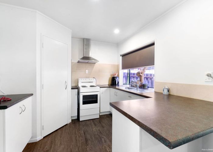  at 8 Melleray Place, Randwick Park, Auckland