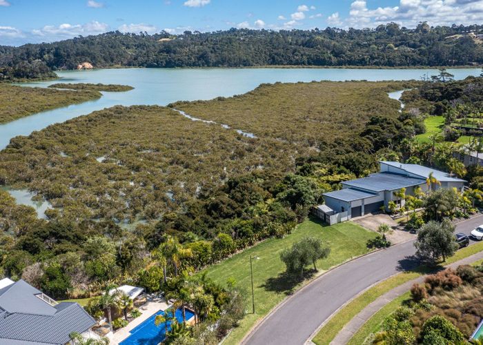  at 29 Schopolo Place, Albany, North Shore City, Auckland