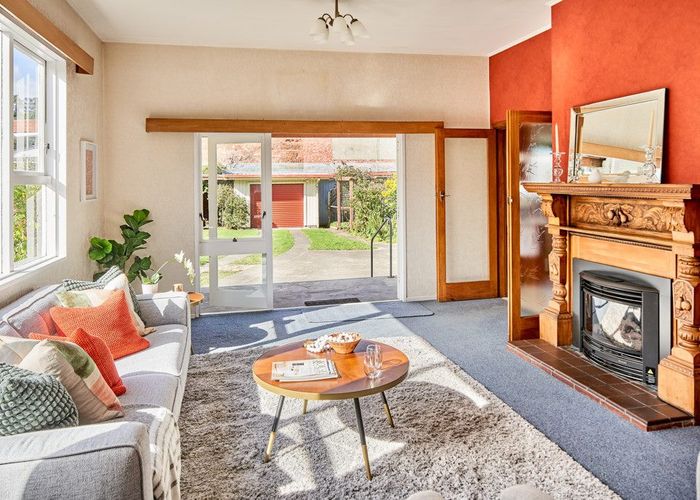 Free property data for 27 Derwent Street, Island Bay, Wellington