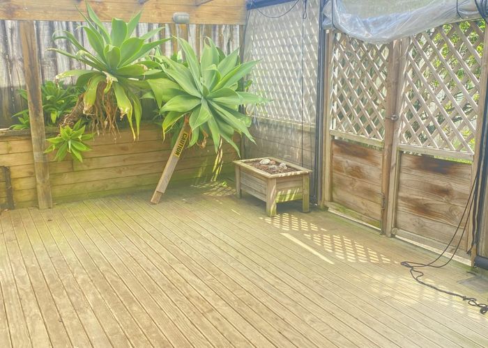  at 72 Crestview Place, Browns Bay, North Shore City, Auckland