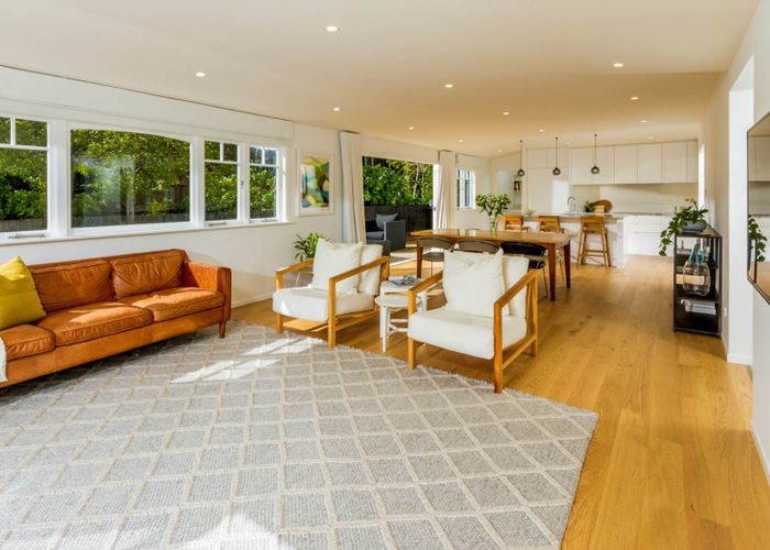 at 14 Outlook Road, Greenhithe, Auckland