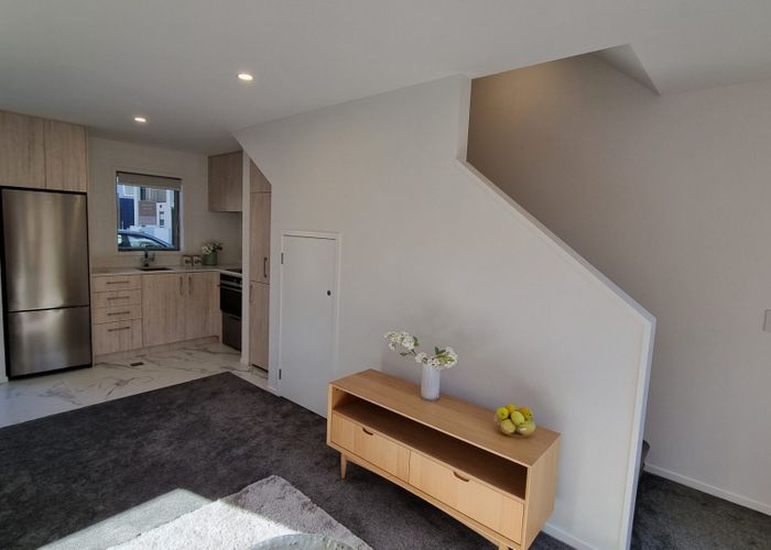  at 81E Kervil Avenue, Te Atatu Peninsula, Waitakere City, Auckland