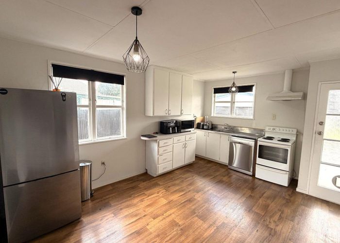  at 25 Mokau Place, Terrace End, Palmerston North, Manawatu / Whanganui