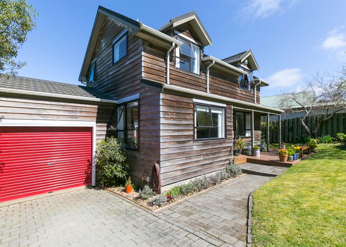  at 85 Percy Dyett Drive, Karori, Wellington