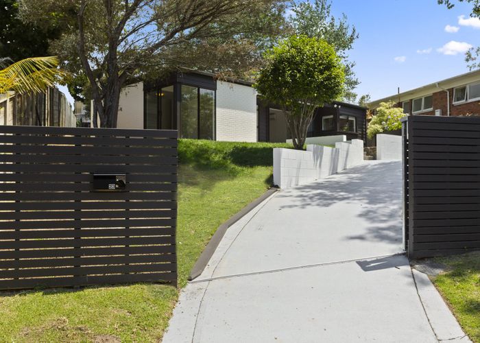  at 23 Hawkins Street, Meadowbank, Auckland