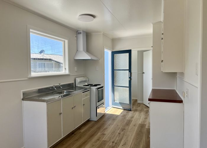  at 262 Sandwich Road, St Andrews, Hamilton