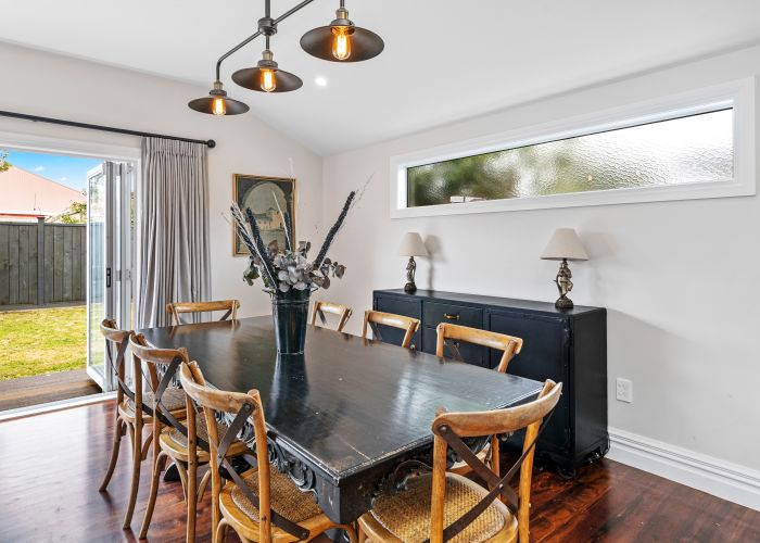  at 12 Queen Street, Petone, Lower Hutt