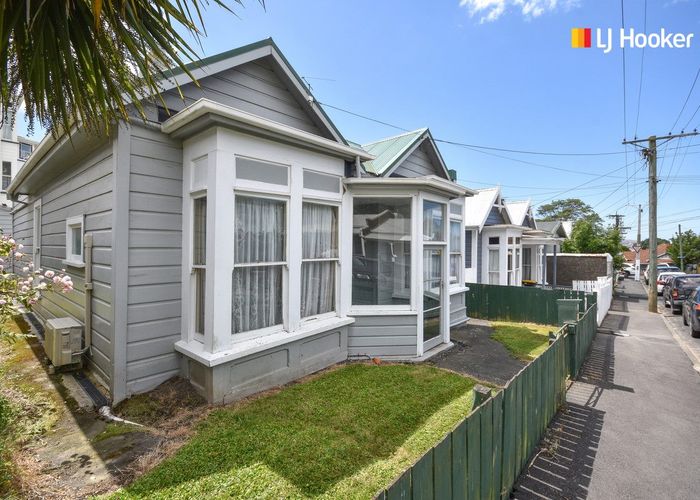  at 10 Macbeth Street, Caversham, Dunedin