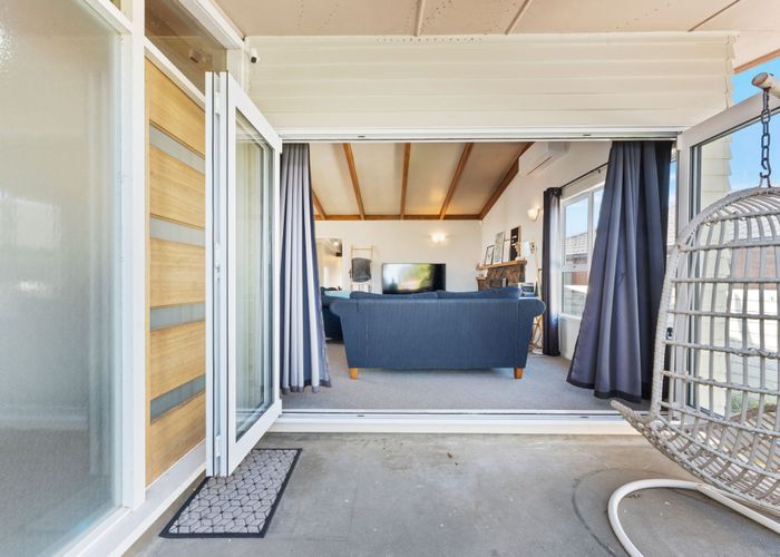  at 1 Sexton Place, Manurewa East, Manukau City, Auckland