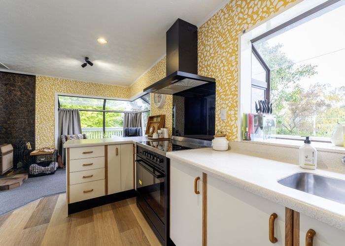  at 298 Oamaru-Alma Road, Alma, Oamaru