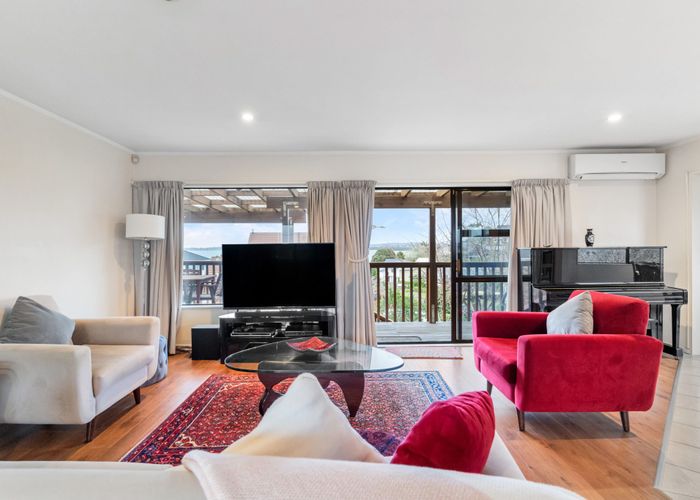  at 2/115 Bucklands Beach Road, Bucklands Beach, Manukau City, Auckland